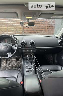 Седан Audi A3 2016 в 