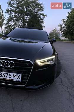 Седан Audi A3 2015 в 