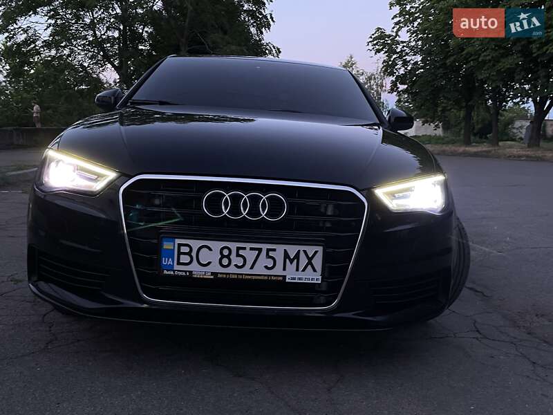 Седан Audi A3 2015 в Кривом Роге