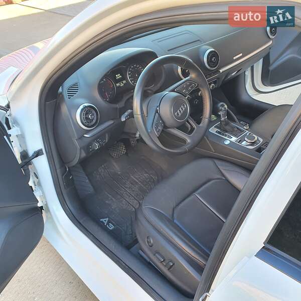Седан Audi A3 2020 в Запорожье