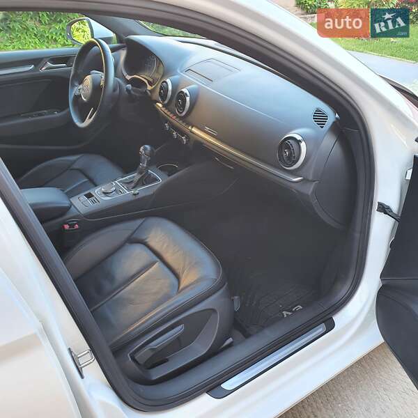 Седан Audi A3 2020 в Запоріжжі