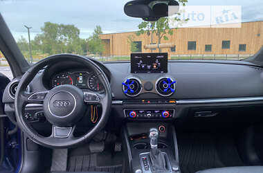 Седан Audi A3 2014 в Львові