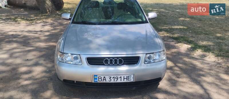 Хетчбек Audi A3 2001 в Добровеличківці