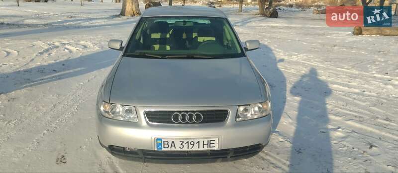 Хетчбек Audi A3 2001 в Добровеличківці