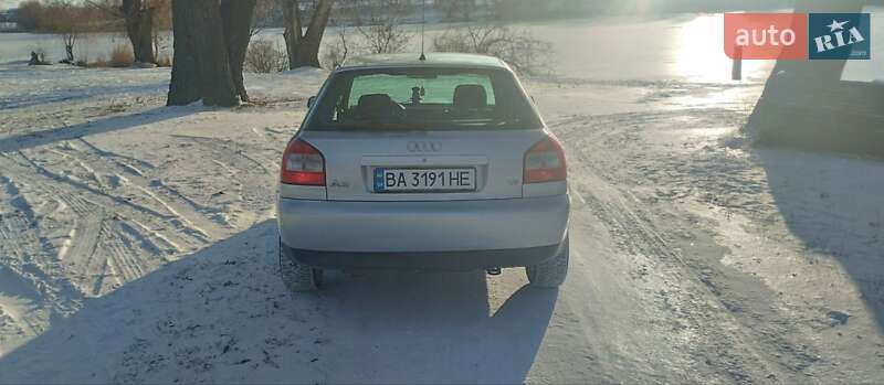 Хетчбек Audi A3 2001 в Добровеличківці