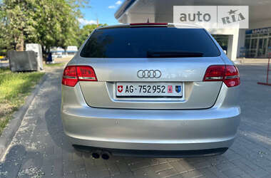 Хэтчбек Audi A3 2010 в Днепре