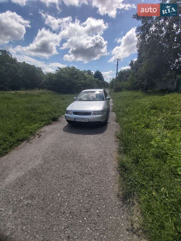 Хэтчбек Audi A3 1999 в Кременчуге