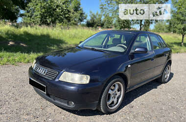 Хетчбек Audi A3 2001 в Ужгороді