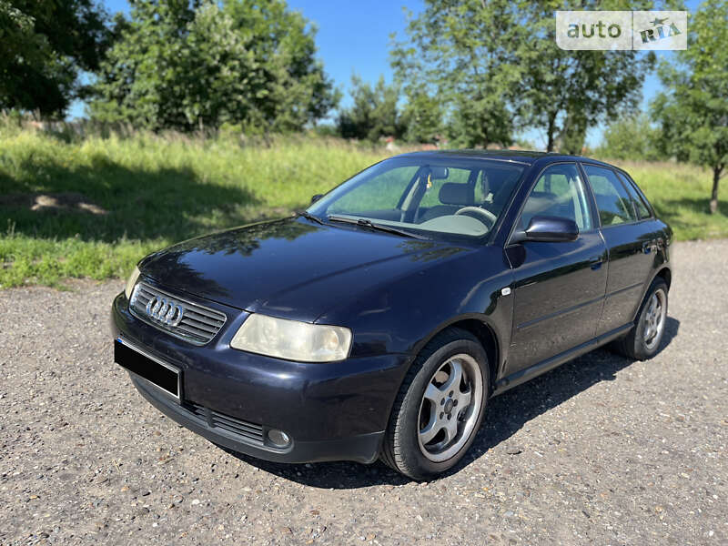 Хетчбек Audi A3 2001 в Ужгороді