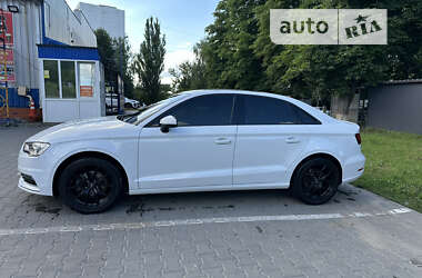 Седан Audi A3 2015 в Хмельницком