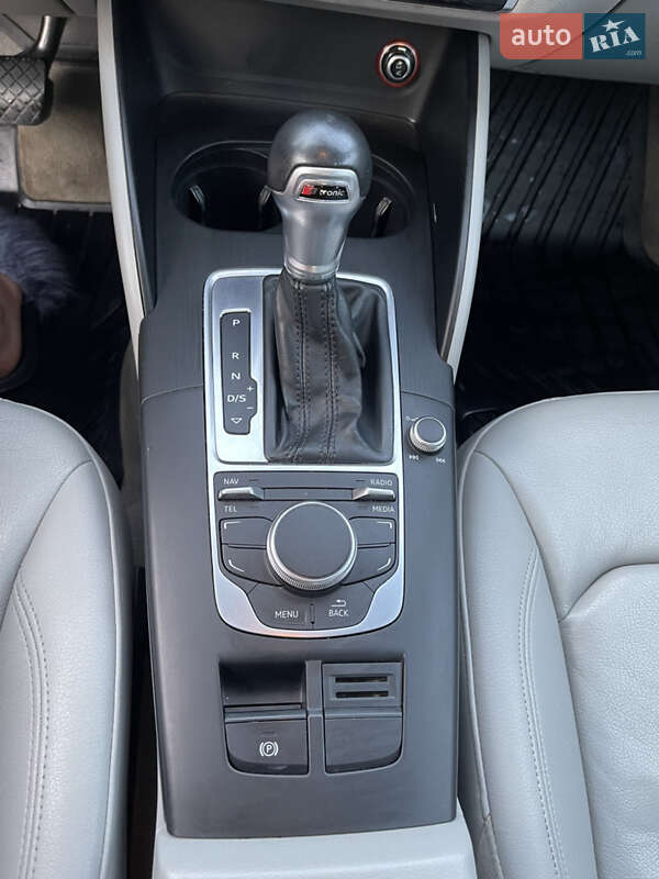 Седан Audi A3 2015 в Львові