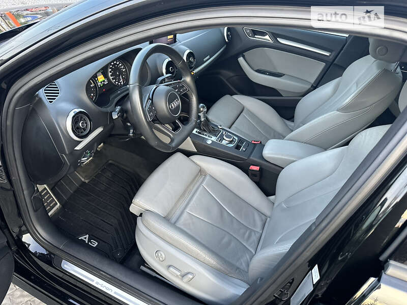 Хэтчбек Audi A3 2017 в Полтаве
