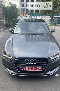 Седан Audi A3 2015 в Киеве