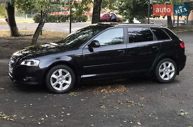 Хэтчбек Audi A3 2010 в Карловке