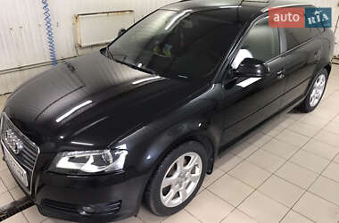 Хэтчбек Audi A3 2010 в Карловке