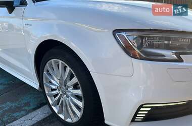 Хэтчбек Audi A3 2016 в 