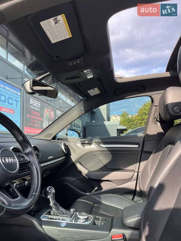 Хэтчбек Audi A3 2016 в Харькове