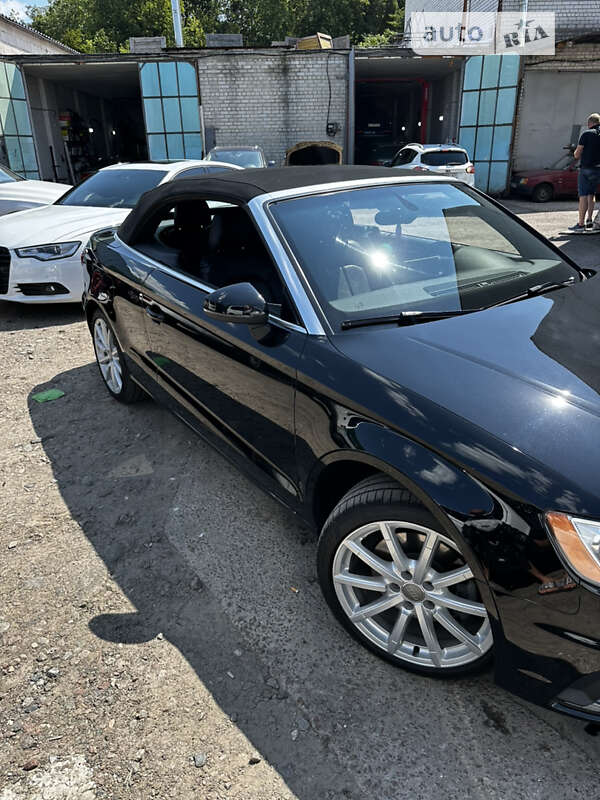 Кабриолет Audi A3 2015 в Киеве