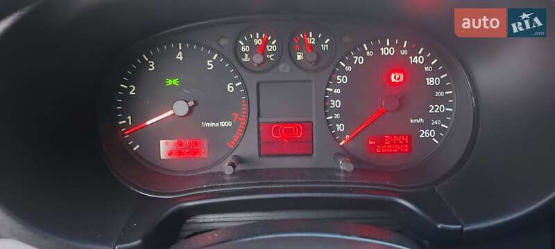 Хэтчбек Audi A3 2001 в Ивано-Франковске