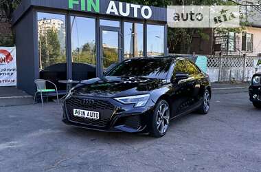 Седан Audi A3 2021 в Киеве