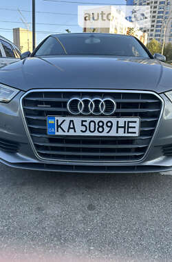 Седан Audi A3 2015 в Киеве