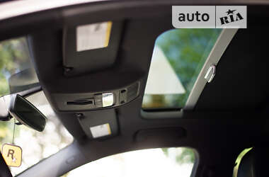 Хэтчбек Audi A3 2016 в 