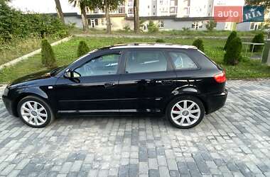 Хэтчбек Audi A3 2005 в 