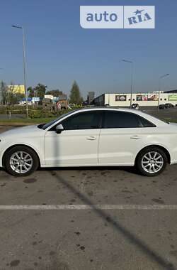 Седан Audi A3 2016 в Києві