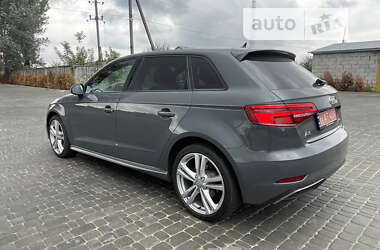 Хэтчбек Audi A3 2020 в 