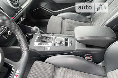 Хэтчбек Audi A3 2020 в 