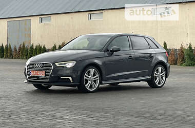 Хэтчбек Audi A3 2020 в 