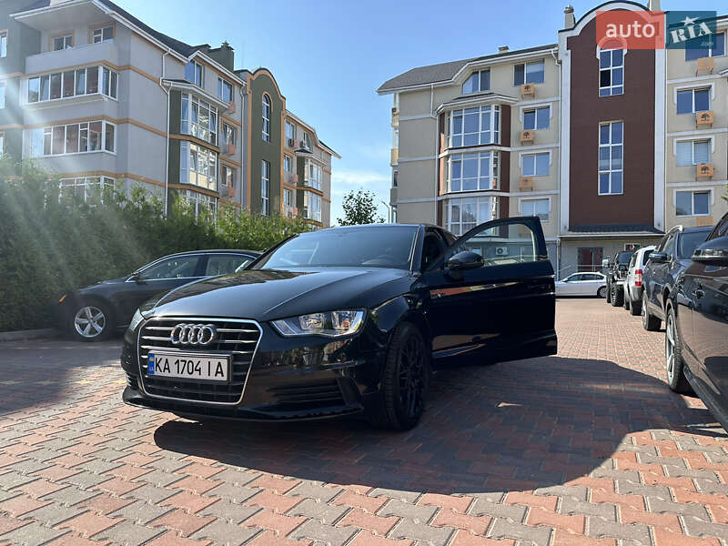 Седан Audi A3 2014 в Киеве
