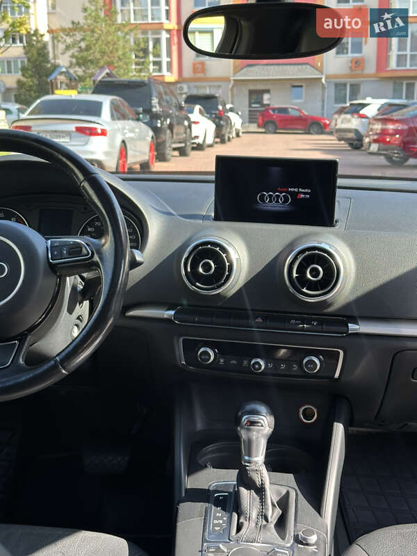 Седан Audi A3 2014 в Киеве