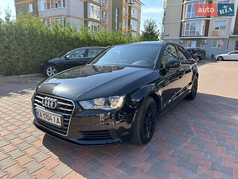 Седан Audi A3 2014 в Киеве