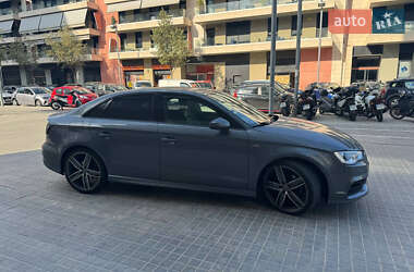Седан Audi A3 2015 в Киеве