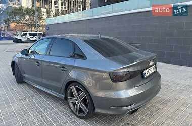 Седан Audi A3 2015 в Киеве