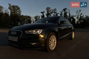 Седан Audi A3 2016 в Гатне