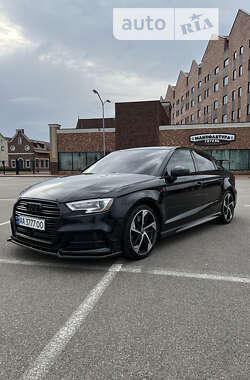 Седан Audi A3 2020 в Киеве