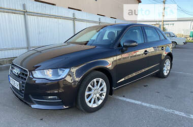 Хэтчбек Audi A3 2014 в Мукачево