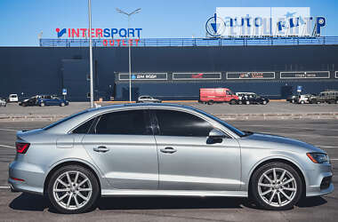 Седан Audi A3 2015 в Днепре