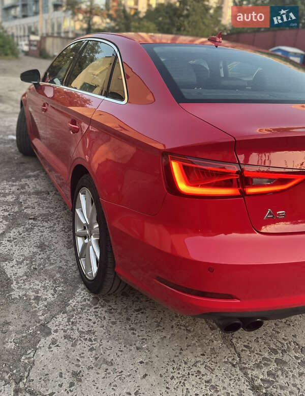 Седан Audi A3 2014 в Львове
