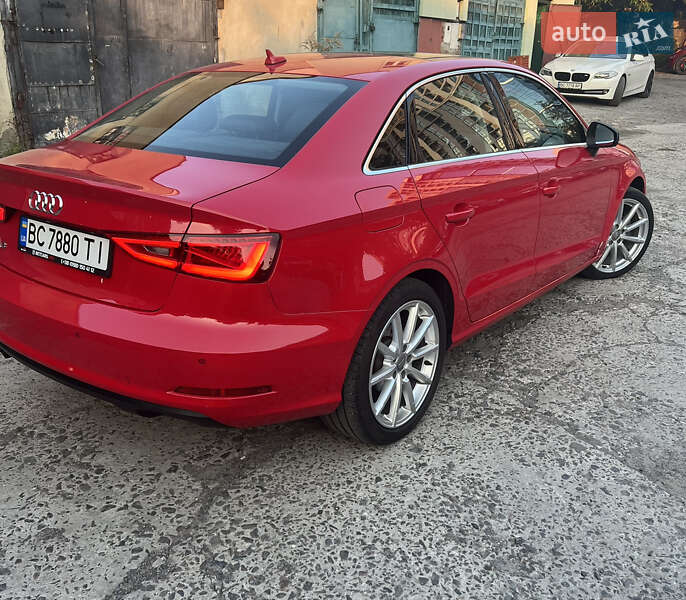 Седан Audi A3 2014 в Львове