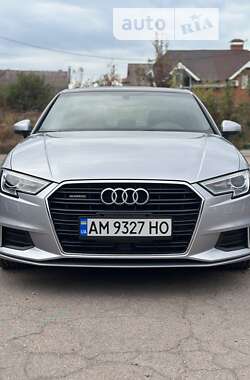 Седан Audi A3 2019 в Киеве