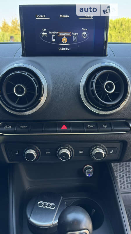 Хетчбек Audi A3 2015 в Дніпрі