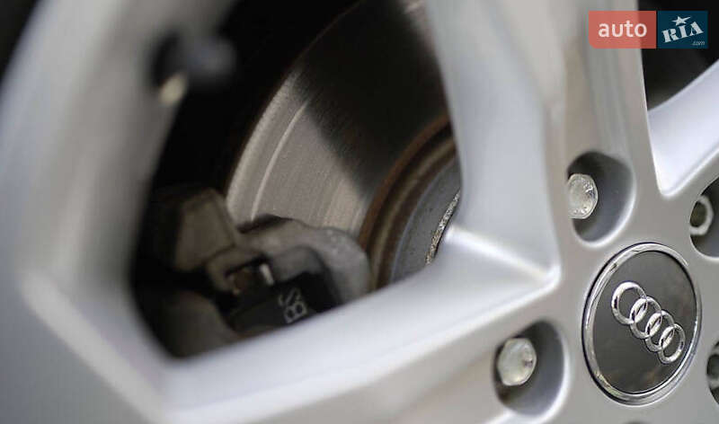 Седан Audi A3 2018 в Львове