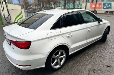 Седан Audi A3 2015 в Хмельницком