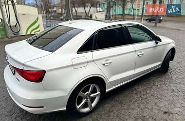 Седан Audi A3 2015 в Хмельницком