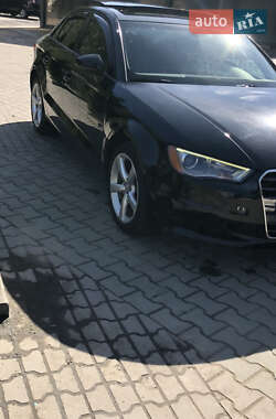 Седан Audi A3 2014 в Дрогобичі