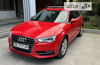 Хетчбек Audi A3 2014 в Києві