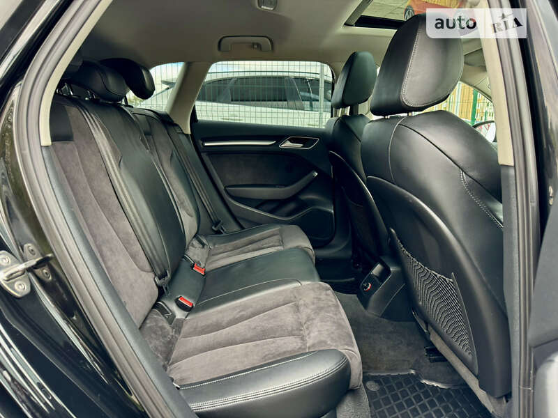 Хэтчбек Audi A3 2016 в Киеве